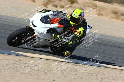 media/Jan-08-2022-SoCal Trackdays (Sat) [[1ec2777125]]/Turn 6 Inside (1pm)/